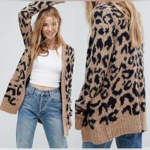 Hollister - Leopard Print Cardigan